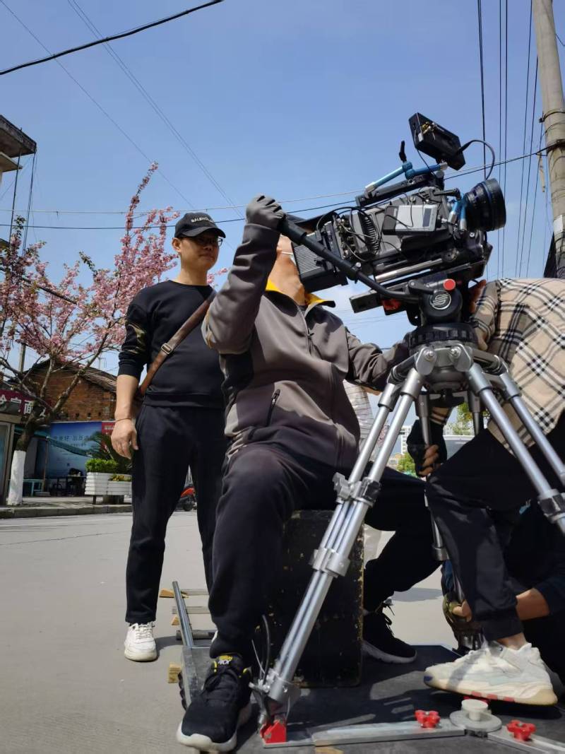 富裕县广告片拍摄：快消品牌爆款之选，网感内容适配社媒传播！